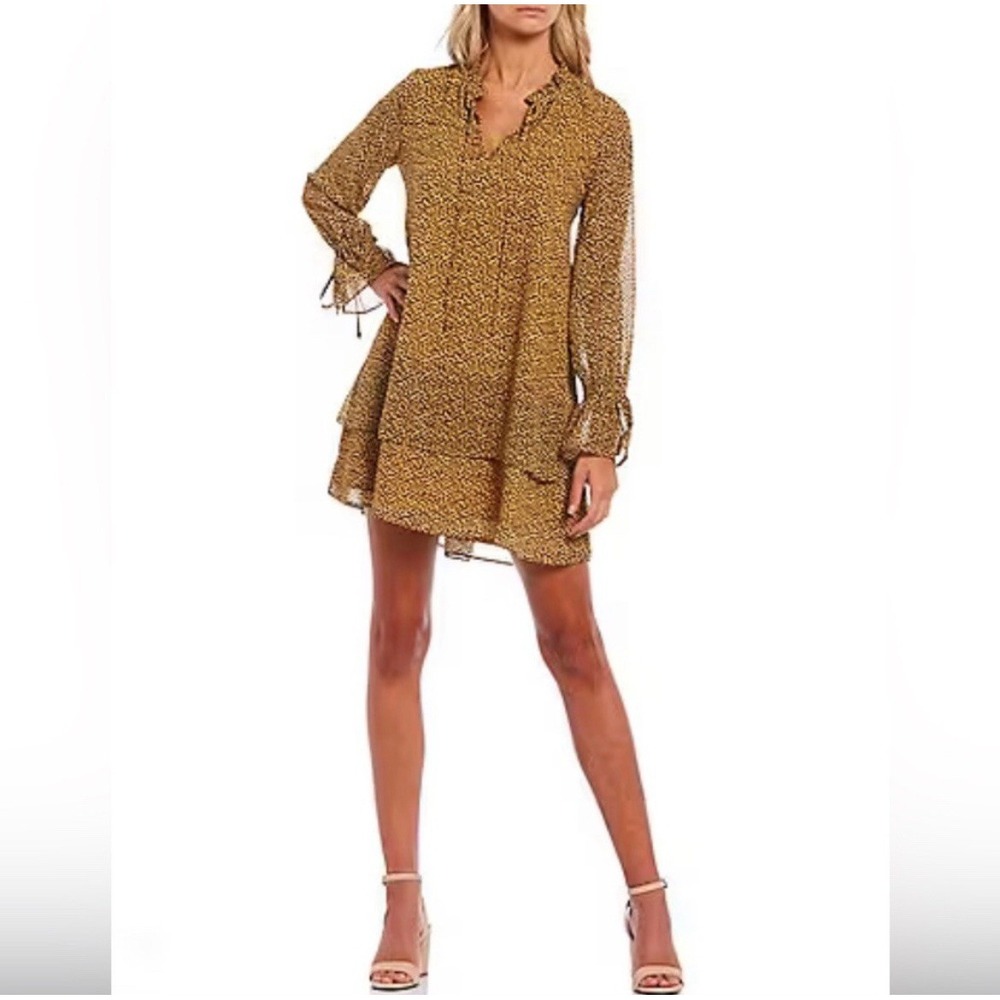 Women's Sugar Lips Tiered Long Sleeve Cheetah Print Mini‎ Dress Size Small
